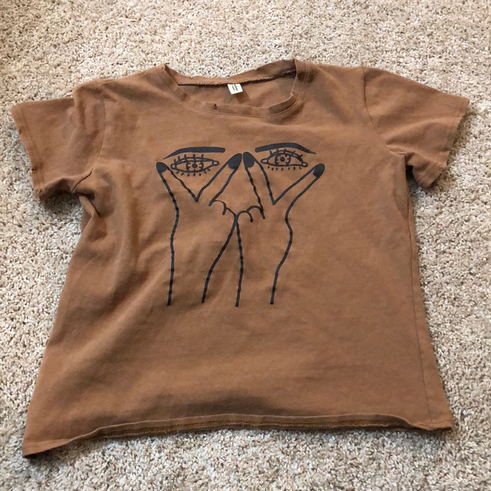 Tee shirt